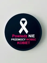 przypinka-biala-wstazka-wpinka-pin-56mm-stop-przemocy-wobec-kobiet