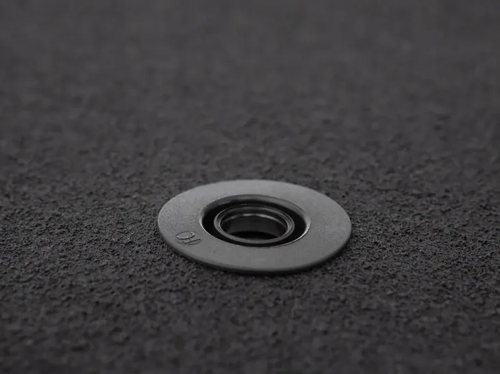 dywaniki-welurowe-basic-czarne-do-bmw-1-e87-hatchback-2004-2011-informacje-dodatkowe-bezzapachowe-mocowania-w-zestawie