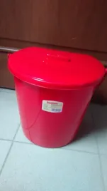 wiadro-przyscienne-11l-pokrywka-bt