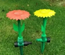 ag258e-zraszacz-ogrodowy-kwiat