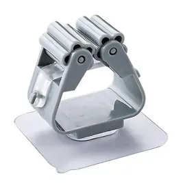 ag640c-uchwyt-na-szczotki-mopa-samoprz