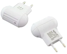 odstraszacz-komarow-much-owadow-ultradzwiekowy-230