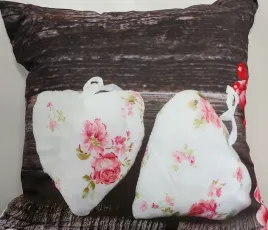 poszewka-swiateczna-40x40-eurofirany-hearts2