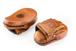 profesjonalne-lapy-lapa-tarcze-trenera-ze-skory-naturalnej-evolution-retro