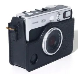futeral-etui-pokrowiec-do-fujifilm-instax-mini-evo