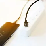 kabel-przewod-usb-na-apple-iphone-lightning-2a-12m-do-iphone-ipad-stan-nowy-zgodnosc-ze-standardem-quick-charge-1-0-quick-charge-2-0-quick-charge-3-0
