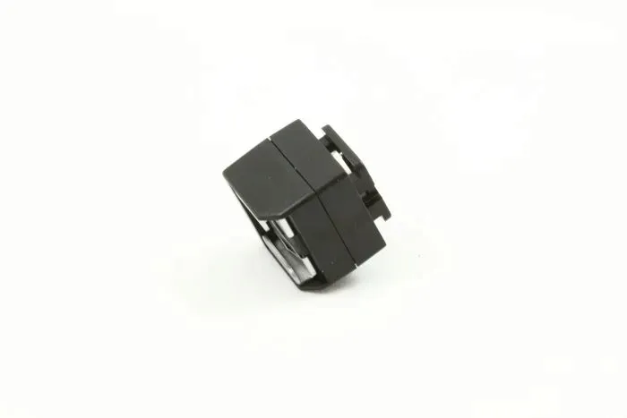 kostka-synchro-iso-gniazdo-pc-canon-nikon-pentax-stan-nowy