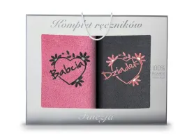 komplet-recznikow-na-dzien-babci-i-dziadka-2x-50x90-z-haftem-prezent-zestaw