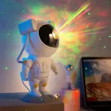 ak235a-projektor-gwiazd-astronauta-kolor-dominujacy-bialy