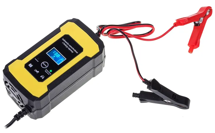 prostownik-samochodowy-do-akumulatorow-12v-6a-numer-katalogowy-producenta-12v6a