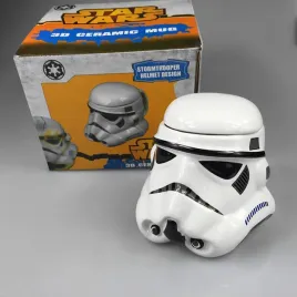 kubek-ceramiczny-z-pokrywka-szturmowiec-gwiezdne-wojny-star-wars-420-ml