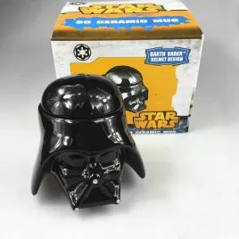 kubek-ceramiczny-z-pokrywka-darth-vader-gwiezdne-wojny-star-wars-420-ml