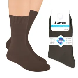 skarpety-meskie-bawelniane-brazowy-steven-41-43