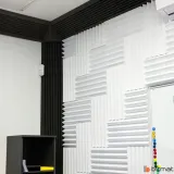 panel-scienny-akustyczny-basotect-klin-trudnopalny-pochlanianie-echo-poglos-stan-nowy-model-klin-bialy-50x50x5cm