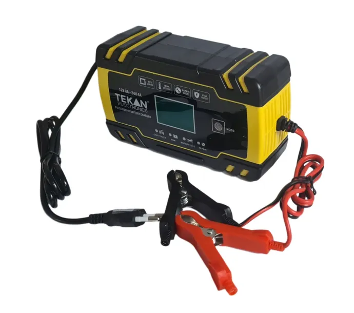 ladowarka-prostownik-do-akumulatora-12v-24v-model-1224