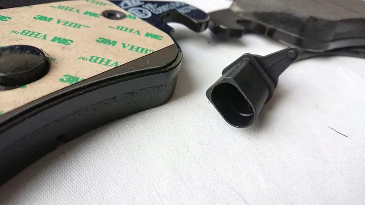 ate-13-0460-2746-2-klocki-ham-audi-wysokosc-73-5-mm