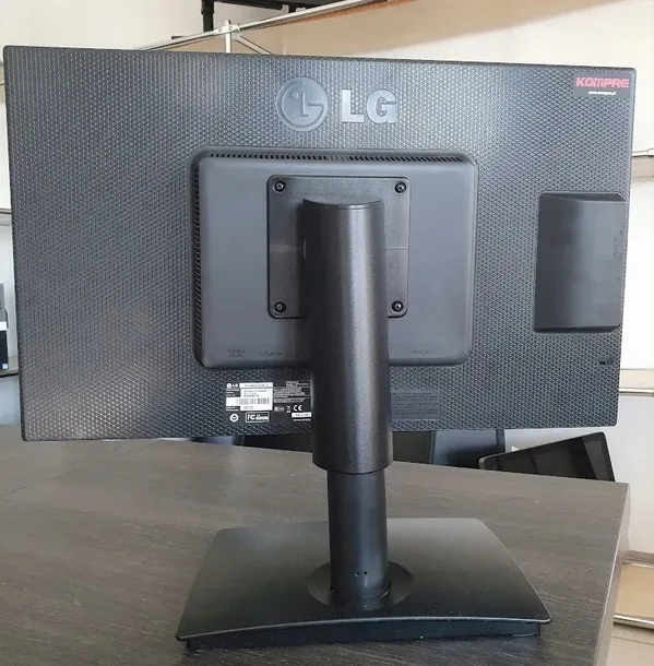 monitor-lg-23cav42k-led-23-1920x1080-marka-lg