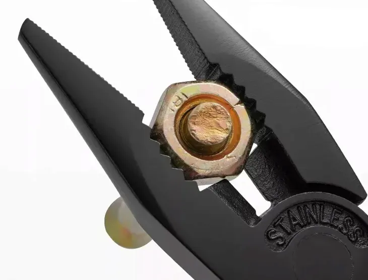 narzedzie-wielofunkcyjne-multitool-czarny-bity-narzedzia-ostrze-otwieracz-do-kapsli-otwieracz-do-puszek-pilnik-pila-przecinak-skrobak-do-ryb-szczypce-srubokret-krzyzakowy-srubokret-plaski-inne