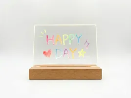 podswietlana-tablica-led-do-notatek-i-zapisow-dekoracyjna-lampa-na-biurko