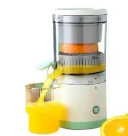 przenosna-mala-sokowirowka-blender-do-sokow-usb