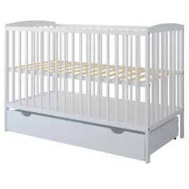 drewniane-lozeczko-tapczan-grzes-120-x-60-z-szuflada-i-barierka-biale
