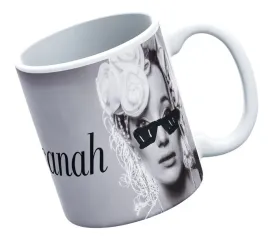 kubek-bialy-fullprint-sanah-01-prezent