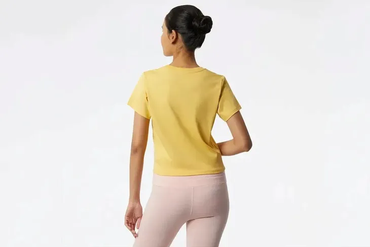 new-balance-essentials-wt21555whf-s-wzor-dominujacy-bez-wzoru