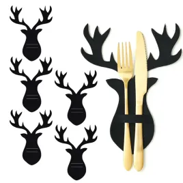 swiateczne-etui-pokrowce-na-sztucce-stol-reniferki