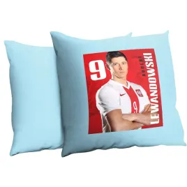 poduszka-jasno-niebieska-lewandowski-02-prezent