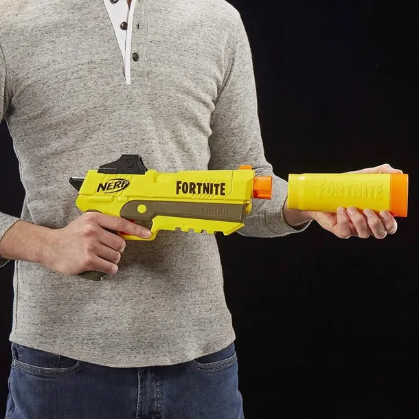 nerf-fortnite-elite-s-pl-dart-blaster-e6717-kolor-dominujacy-odcienie-zoltego-i-zlota