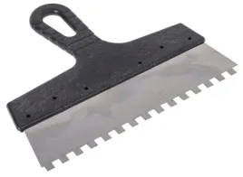 szpachelka-malarska-250mm-zebata-6x6-stalowa-do-kleju-i-zapraw