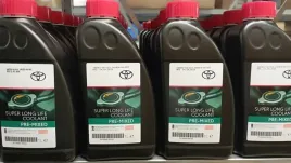 toyota-oe-plyn-chlodniczy-super-long-life-1l-pink-08889-80150