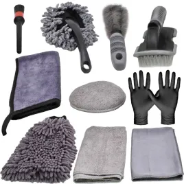zestaw-szczotek-i-recznikow-do-mycia-samochodu