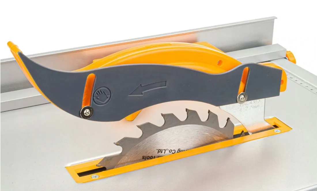 pila-stolowa-pilarka-krajzega-do-ciecia-drewna-cyrkularka-3-tarcze-24-40-60