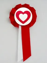 kotylion-bialo-czerwone-serce-polska