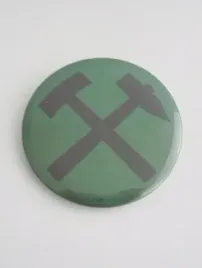 przypinka-gornicza-barborka-czarno-zielona