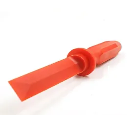 noz-skrobak-do-ciezarkow-klejonych