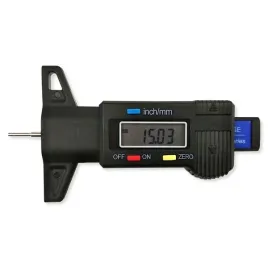 cyfrowy-miernik-wysokosci-bieznika-opon