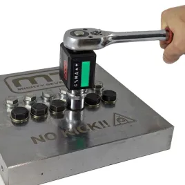 adapter-dynamometryczny-1-2-gtw-940-10-200nm-mighty-seven
