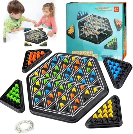 gra-w-trojkaty-planszowa-logiczna-strategiczna-gumki-pionki-triggle-3d