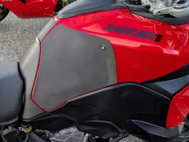 eazi-grip-naklejki-na-bak-ducati-multistrada-v2-2025