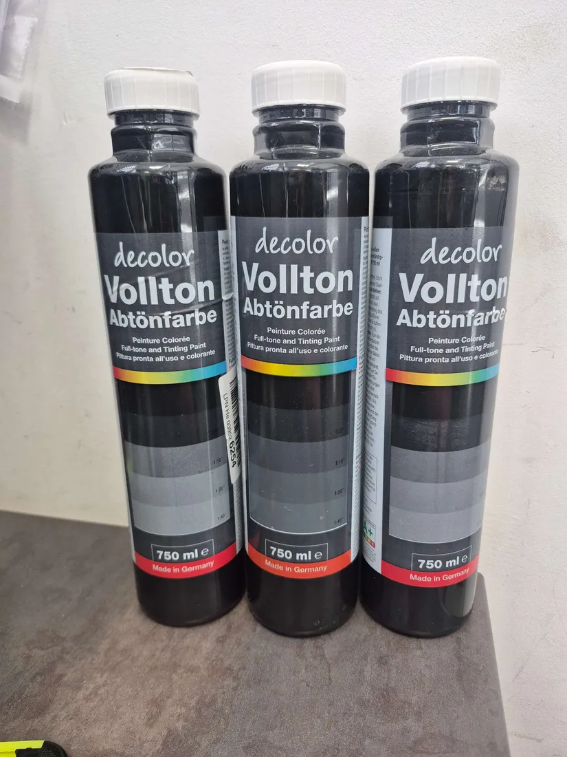 decotric-farba-toner-czarny-750-ml-stan-powystawowy