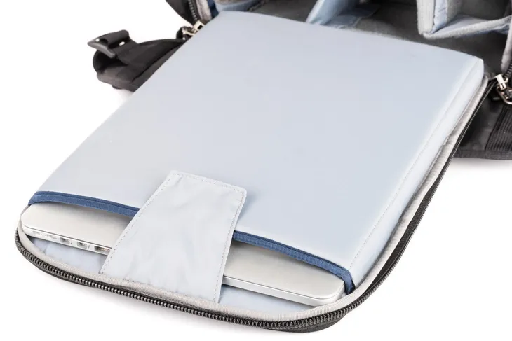 thinktank-urban-access-15-backpack