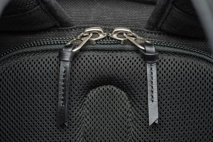 thinktank-retrospective-15-v2-0-black