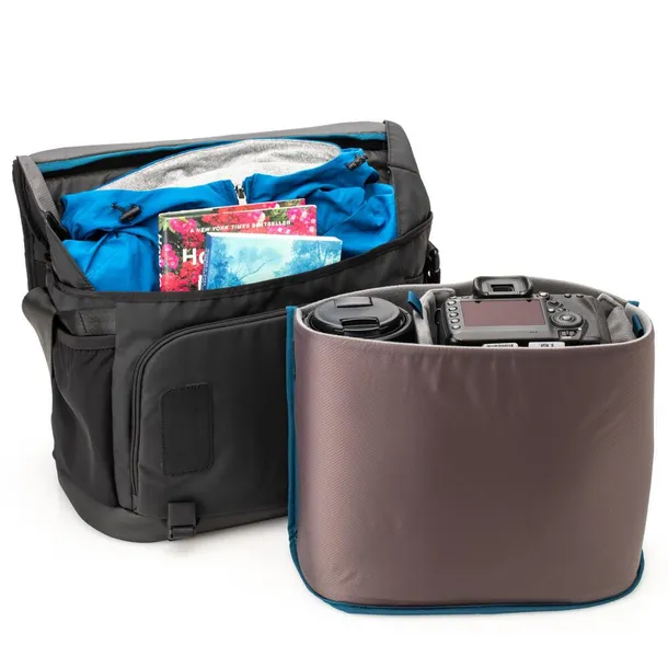 tenba-dna-13-dslr-messenger-black