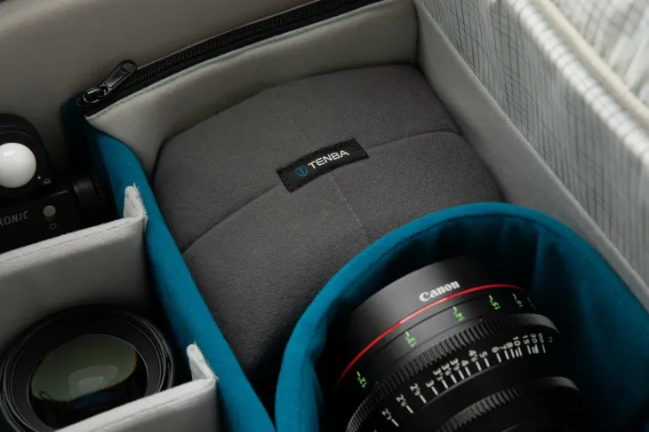 tenba-cineluxe-roller-24-black