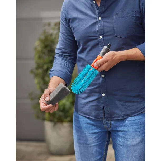 gardena-cleansystem-bike-cleaning-set
