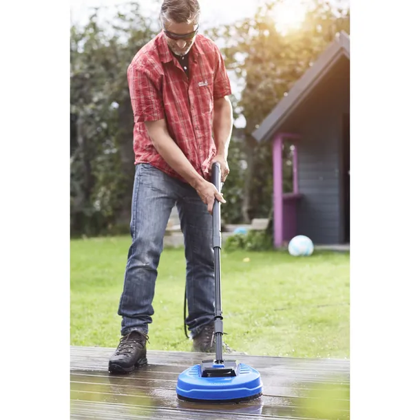 nilfisk-power-patio-cleaner