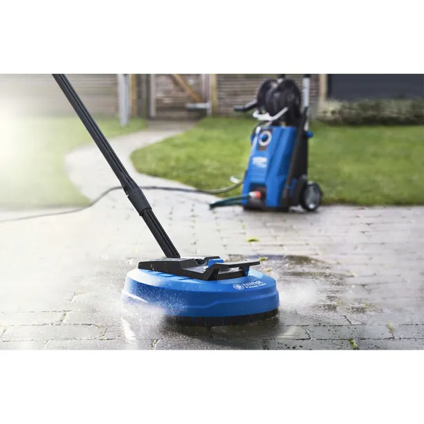 nilfisk-power-patio-cleaner