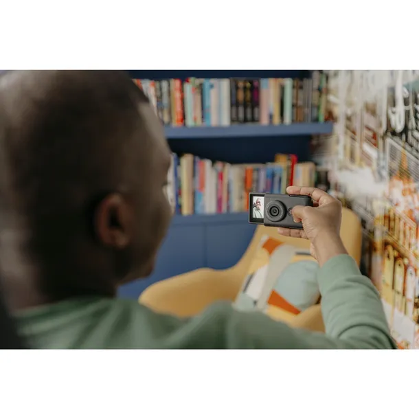 canon-powershot-v10-vlogging-kit-black